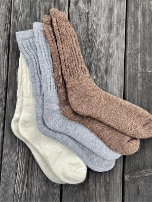 Womens Alpaca Lounge Socks - heart deco