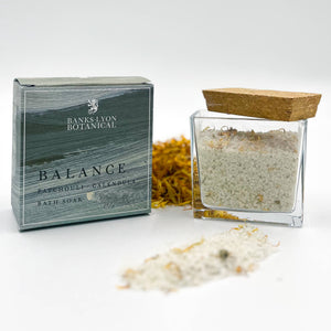 Balance Bath Soak : Patchouli & Calendula - heart deco