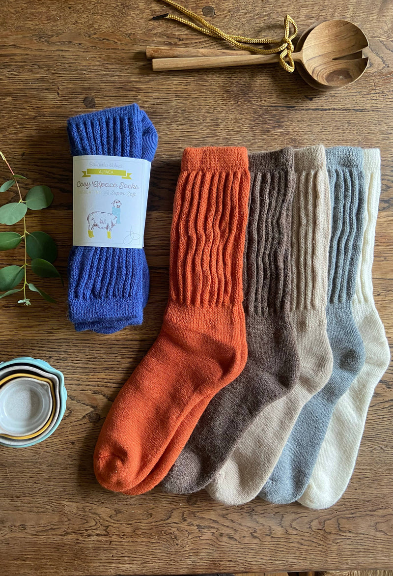 Cosy Alpaca Lounge Socks - heart deco