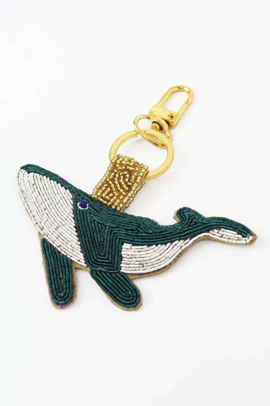 Whale beaded keyring - heart deco