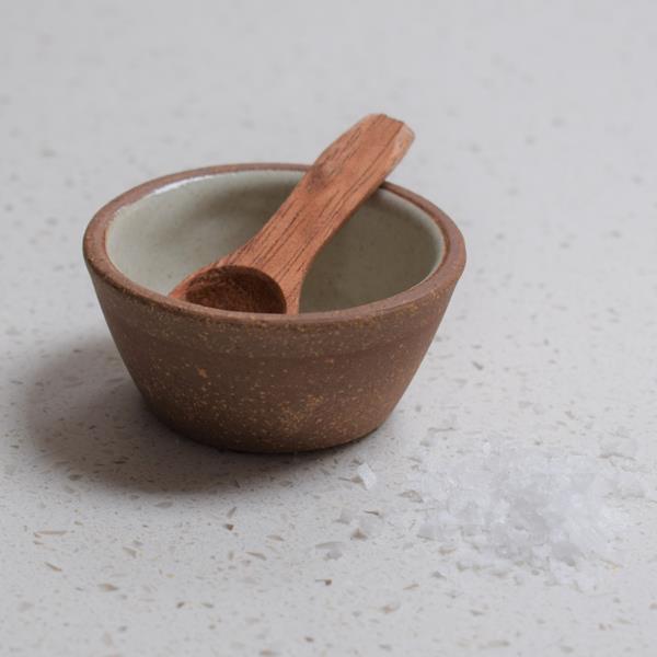 Stoneware Pinch Pot with spoon - heart deco