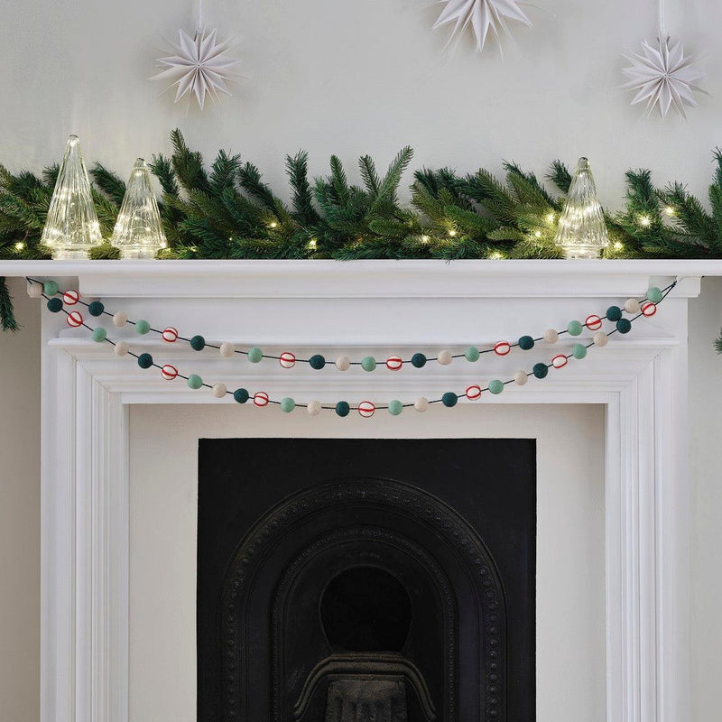 Candy Cane Felt Christmas Garland - heart deco