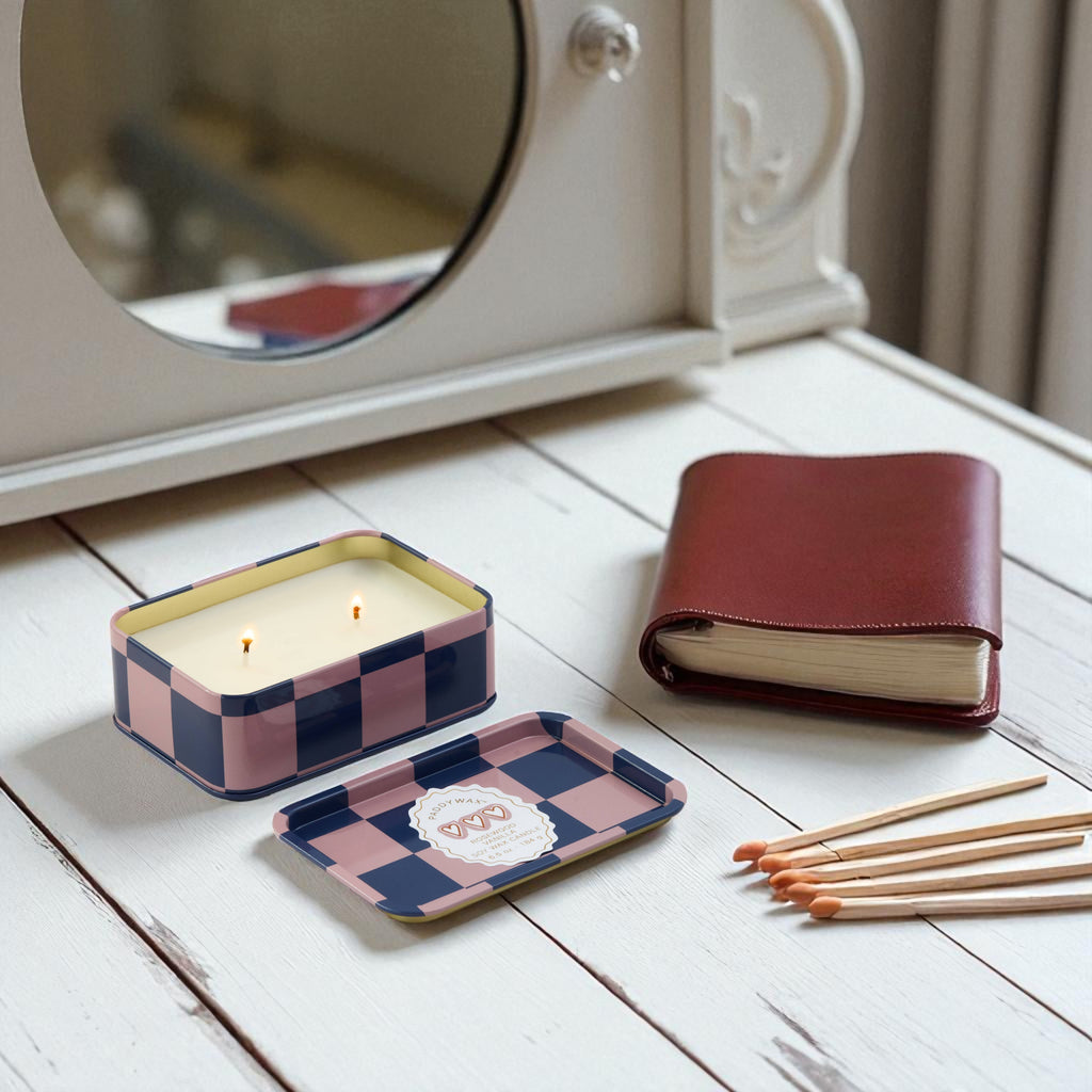 Hearts Printed Tin Soy Candle - Rosewood Vanilla