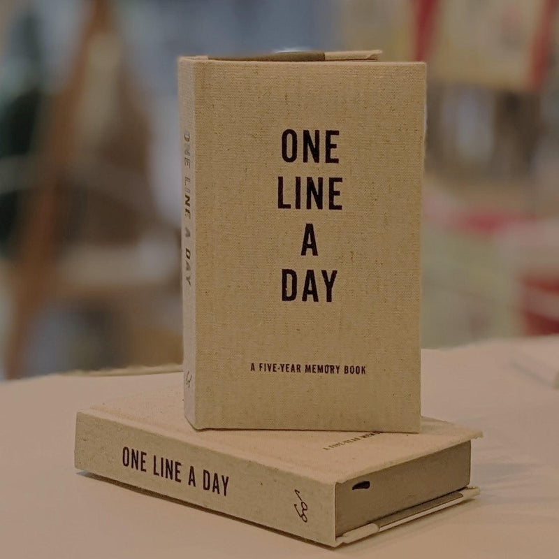 One Line a Day Memory Book - heart deco