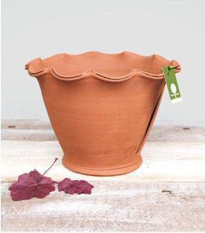 Scalloped Terracotta Hand-Made Plant Pot - heart deco